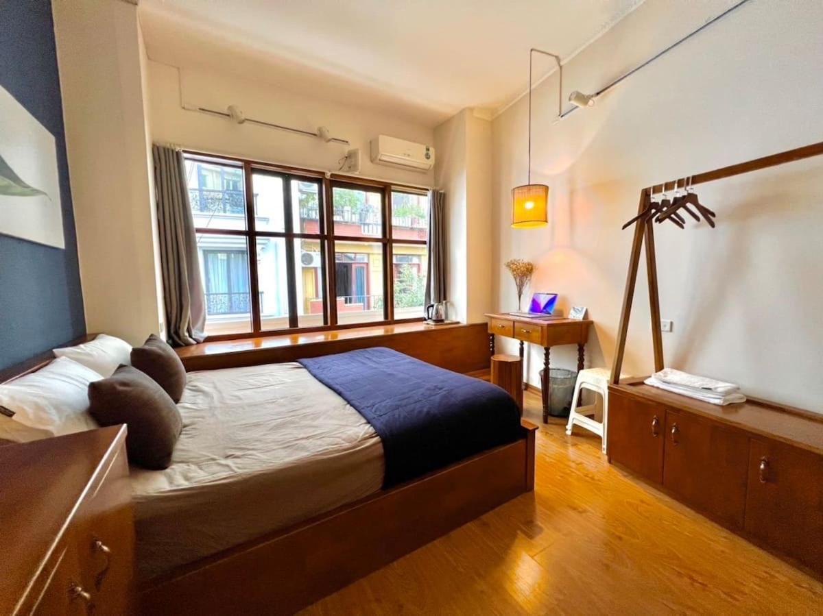 Nice Room Located Right Next To The Old Quarter Can Phong Nhieu Anh Sang Tai Ngay Gan Pho Di Bo Ho Guom Hanoj Exteriér fotografie