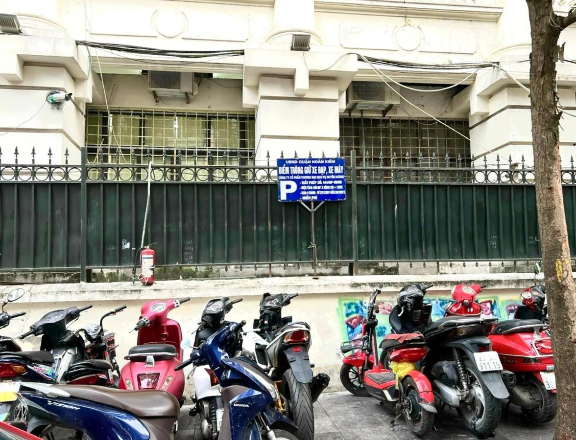 Nice Room Located Right Next To The Old Quarter Can Phong Nhieu Anh Sang Tai Ngay Gan Pho Di Bo Ho Guom Hanoj Exteriér fotografie
